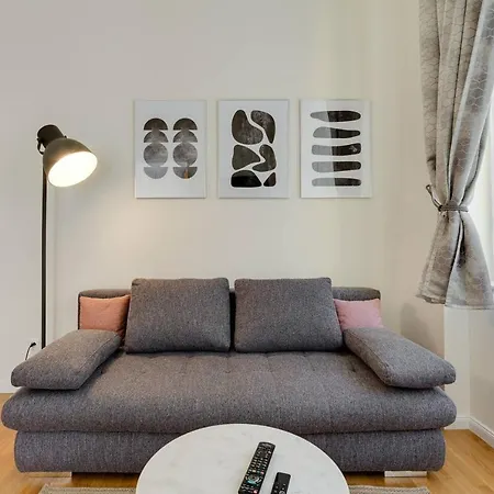 New Luxury In The Centre With Netflix * Prága