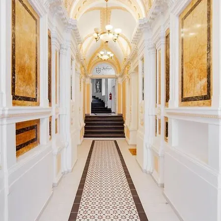 New Luxury In The Centre With Netflix Apartman